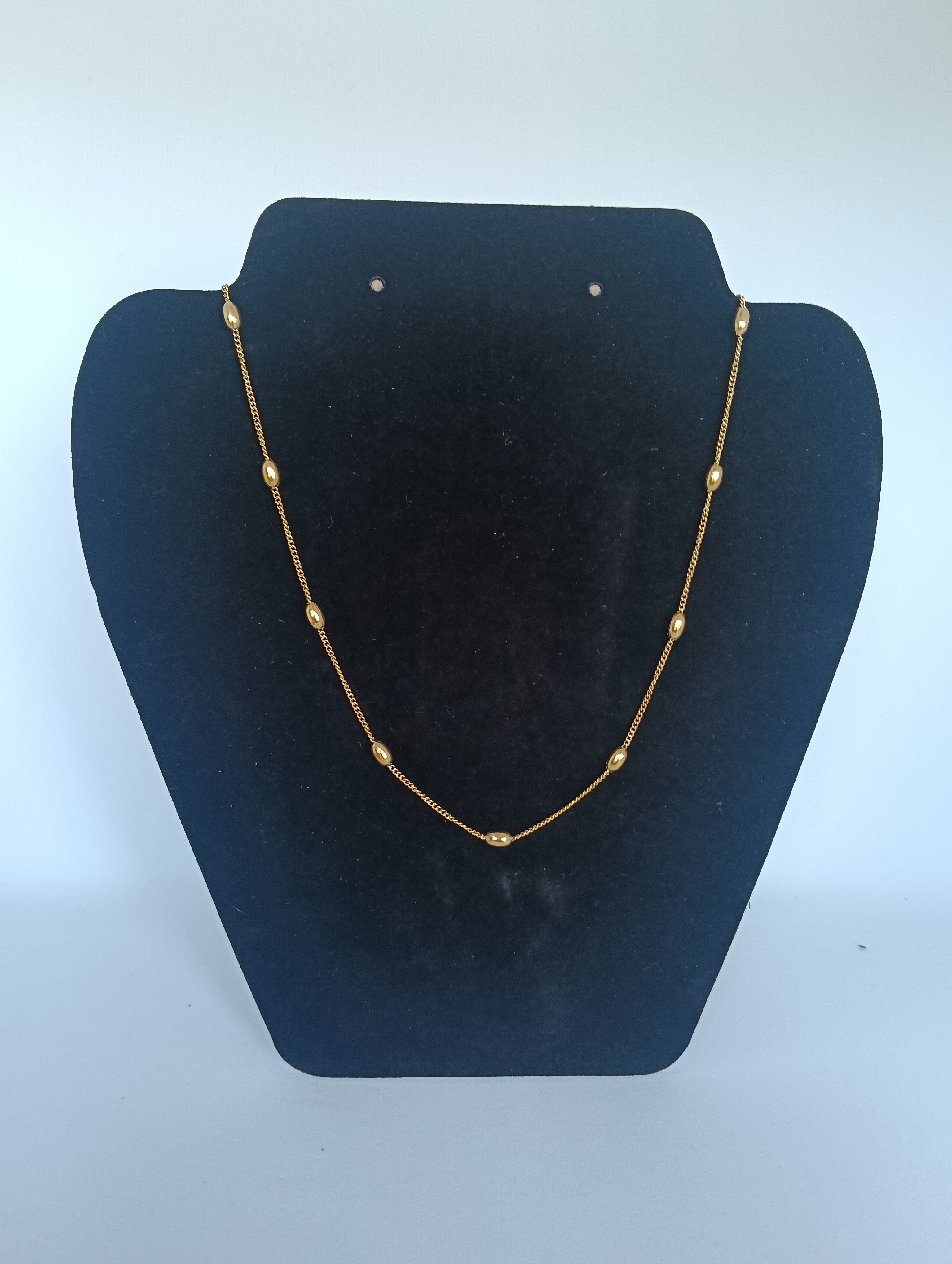 collier boule ovale